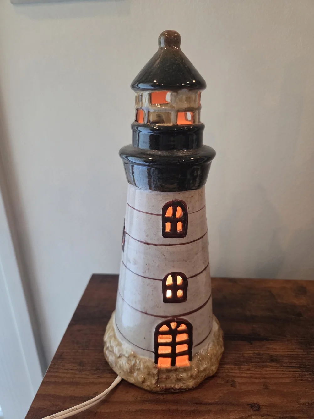 Vintage Ceramic Lighthouse Lamp Light Beach Coastal 10” Tall Nautical